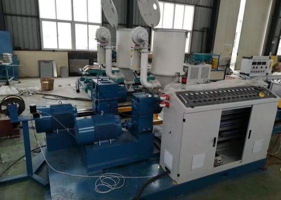 Linha de produção ondulada 30KG/H da extrusão da mangueira da única parede