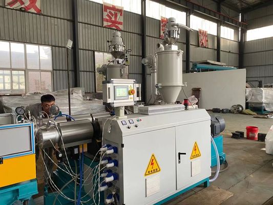 linha ondulada da extrusão da tubulação da parede dobro de 32-110mm que faz a máquina