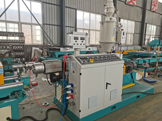 Linha ondulada da extrusão da tubulação parede plástica da tubulação da canalização elétrica do PVC do HDPE PPR PP da única