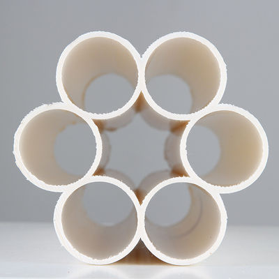 Máquina perfurada PE da extrusora da tubulação do cabo de uma comunicação dos furos de Plum Blossom Grille Tubes With 7 ou 9