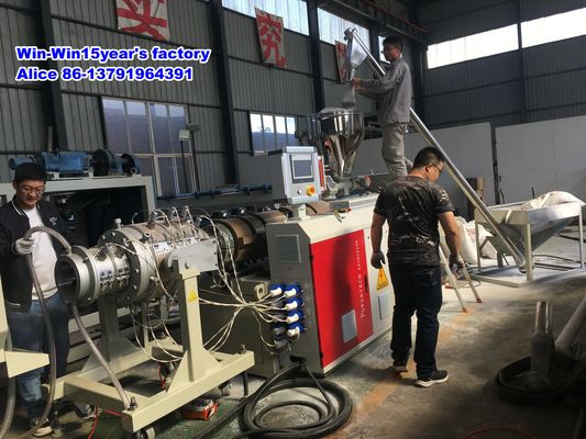 O PVC do PE PPR UPVC CPVC do HDPE corrugou a linha de produção da tubulação para o fio da canalização elétrica