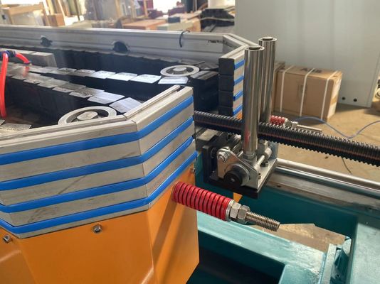 PE PP que rosqueia linha de produção ondulada da tubulação da única parede com linha de marcação