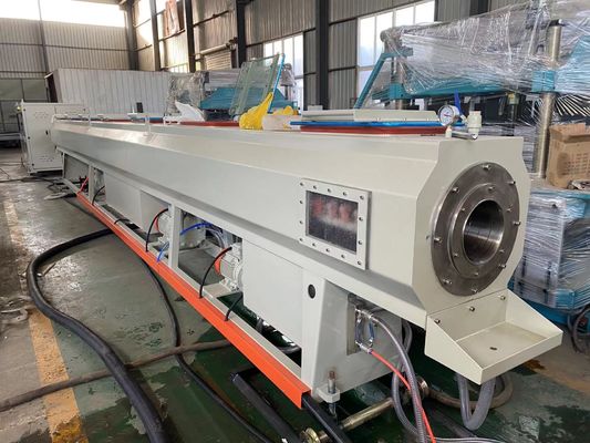 Fonte de água e linha da extrusão da tubulação do PVC da tubulação da drenagem que faz a máquina