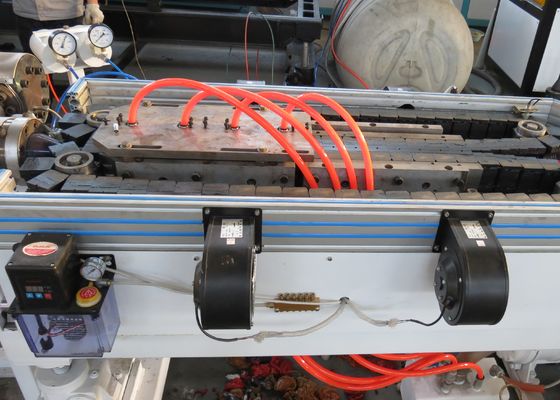 máquina flexível da tubulação 60kg/H de 32mm