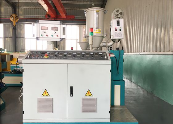 O HDPE PP dobra linha ondulada máquina ondulada da extrusão da tubulação da parede da tubulação da parede do dobro
