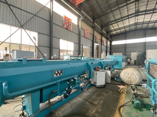 a linha de produção plástica da tubulação do HDPE de 500kg/H 20mm expulsou