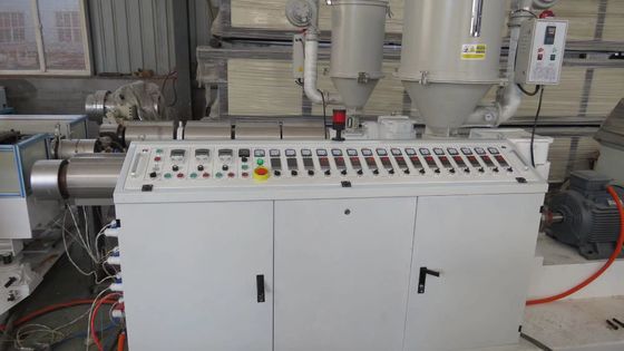 10-20 máquina ondulada da tubulação da única parede dos PP do PE do PVC de M/Min