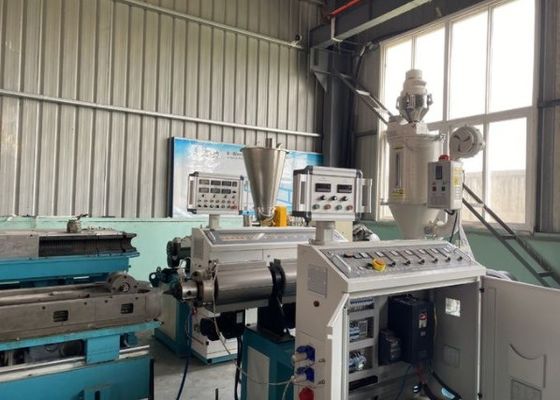 Linha ondulada da extrusão da tubulação da única parede do diâmetro 12-50mm que faz a máquina