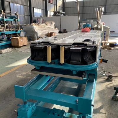 linha ondulada da extrusão da tubulação da única parede do PVC do PE do HDPE de 16-63mm que faz a máquina