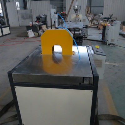 Linha de produção extrusora da máquina da extrusão da tubulação do PVC do motor 37KW de parafuso gêmea