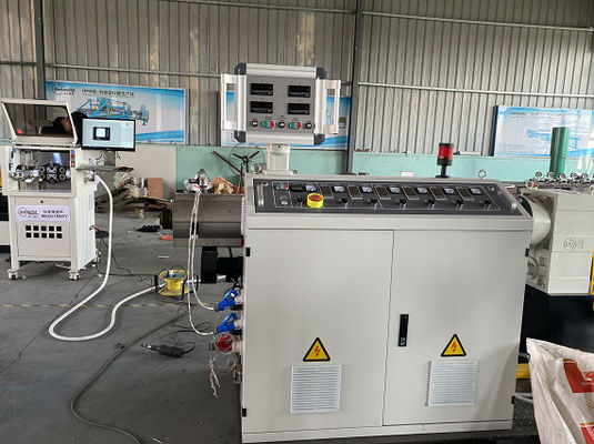 Linha de produção plástica máquina da tubulação da eficiência elevada HDPE/PE da extrusão do tubo